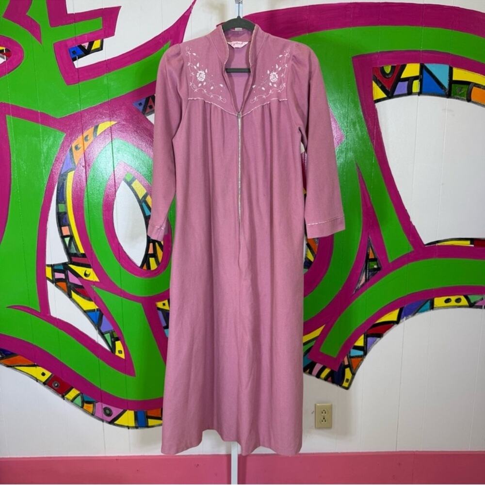 Gilead, Vintage Pink Long House coat with White Embroidery. Size Medium.